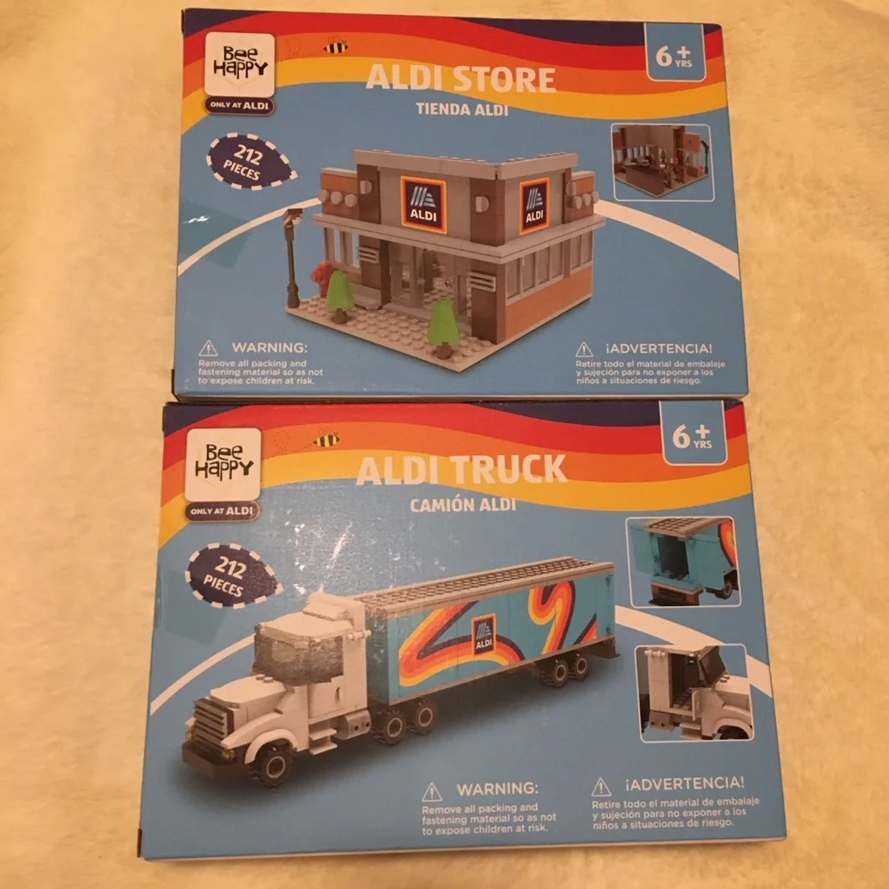 NIB ALDI Bee Happy ALDI Bricks Store and Truck